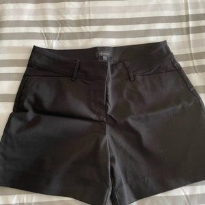 Black dress shorts with pockets